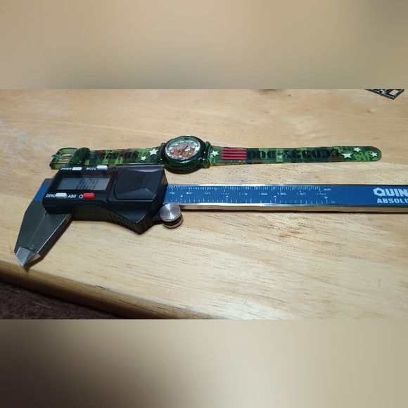 X Armitron Scooby Doo Green camouflage watch 3 (stars) hand movement jelly - Picture 3 of 9